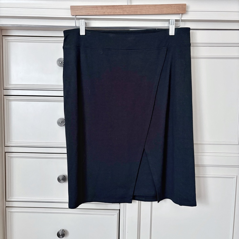 J. JILL Wearever Collection Faux Wrap Knit Black Women's Skirt